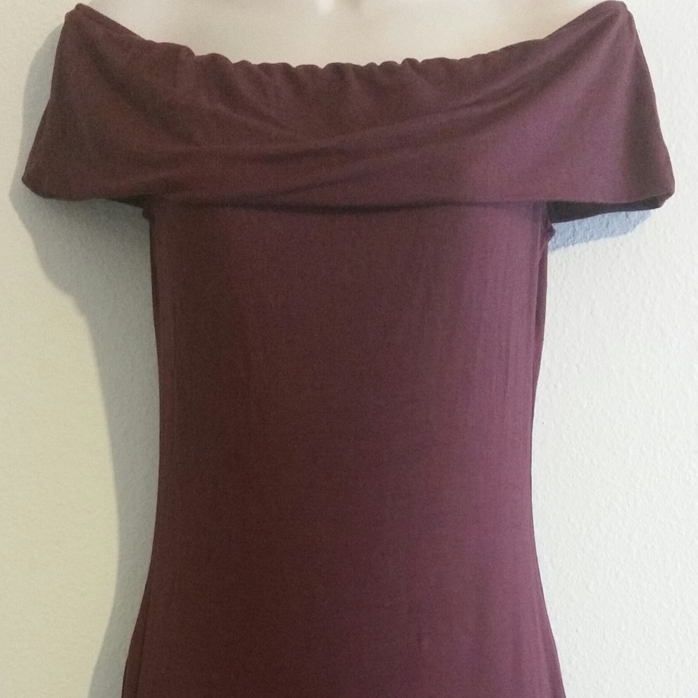 NWOT! Burgundy Off Shoulder T-Shirt Dress